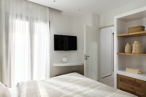 Solmar Suites