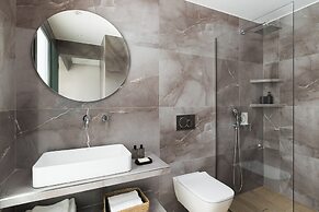 Solmar Suites