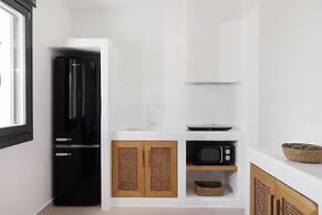 Solmar Suites