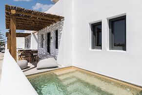 Solmar Suites