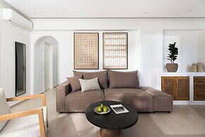 Solmar Suites