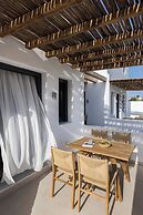 Solmar Suites
