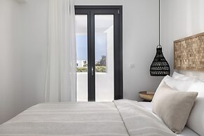 Solmar Suites