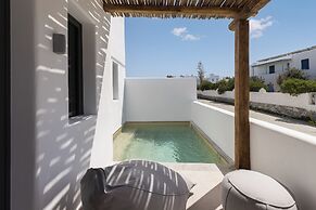 Solmar Suites
