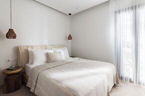 Solmar Suites