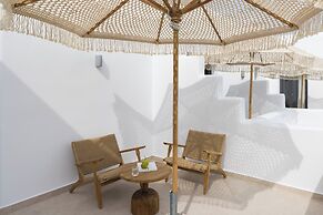 Solmar Suites