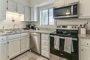 Beach + Pool Access: Hilton Head Resort Getaway!