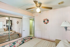 Swim, Fish & Play: Pet-friendly Gem in Fort Myers