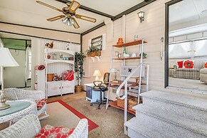 Swim, Fish & Play: Pet-friendly Gem in Fort Myers