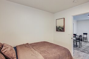 4 Mi to Several Museums: Quaint Tacoma Home