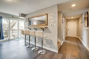 Walk to Casino: Condo w/ Balcony in Atlantic City!