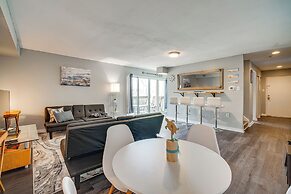 Walk to Casino: Condo w/ Balcony in Atlantic City!