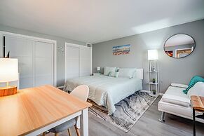 Walk to Casino: Condo w/ Balcony in Atlantic City!