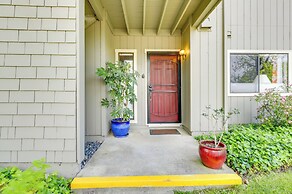 Private Patio & Workspace: Quiet Sonoma Condo!