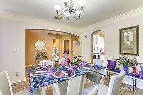Patio, BBQ & Yard: Family Retreat in Pearland