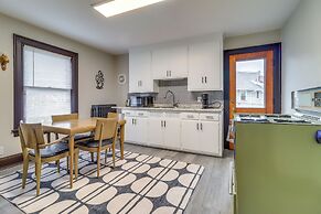 4 Mi to Downtown Toledo: Walkable Riverside Apt