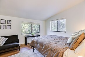 Hot Tub & Sharc Passes: Renovated Sunriver Retreat