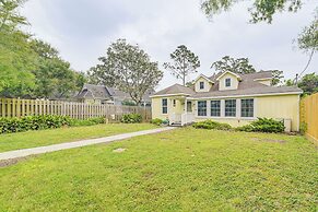 Galveston Bay Retreat: Historic La Porte Home!