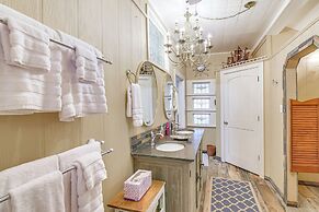 Galveston Bay Retreat: Historic La Porte Home!