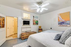 Galveston Bay Retreat: Historic La Porte Home!