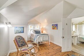 Galveston Bay Retreat: Historic La Porte Home!