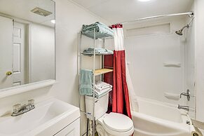 2 Mi to World Equestrian Center: Gem w/ Large Yard