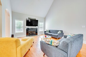 Boat, Fish & Hike: Home w/ Deck in Mooresville!