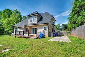 Boat, Fish & Hike: Home w/ Deck in Mooresville!