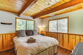 'blue Lake Mountain Retreat' Arnold Cabin w/ Deck!