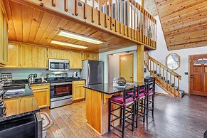 'blue Lake Mountain Retreat' Arnold Cabin w/ Deck!