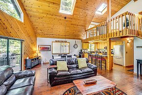 'blue Lake Mountain Retreat' Arnold Cabin w/ Deck!