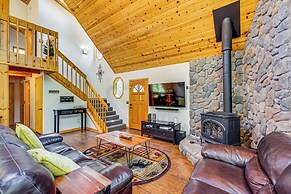 'blue Lake Mountain Retreat' Arnold Cabin w/ Deck!