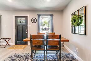 2 Mi to Texas A&m: Duplex w/ Private Backyard!