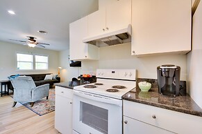 2 Mi to Downtown: Greensboro Home By Park!