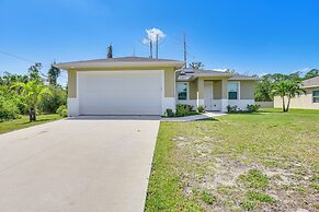 4 Mi to Aquatic Center: North Port Getaway!