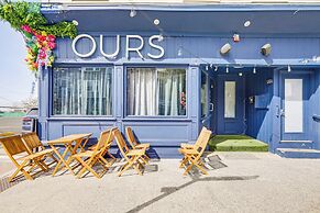 Lively Area: Downtown Providence Apartment!