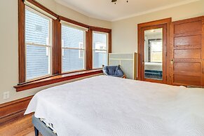 Walkable Apt: 4 Mi to Downtown Toledo!