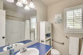 2 Mi to OU: Family-friendly Retreat w/ Patio!