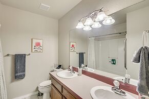 2 Mi to OU: Family-friendly Retreat w/ Patio!