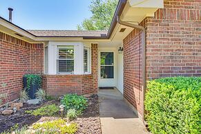 2 Mi to OU: Family-friendly Retreat w/ Patio!