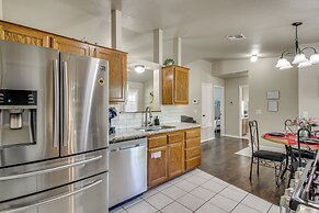 2 Mi to OU: Family-friendly Retreat w/ Patio!