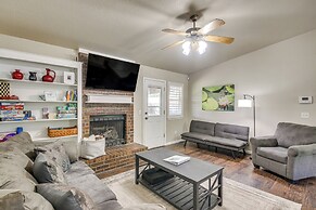 2 Mi to OU: Family-friendly Retreat w/ Patio!