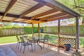 2 Mi to OU: Family-friendly Retreat w/ Patio!