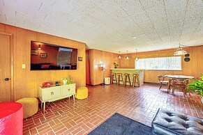 Mid-century 1950s Retreat w/ Rec Room in Monett!