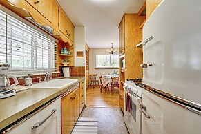 Mid-century 1950s Retreat w/ Rec Room in Monett!