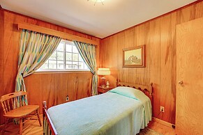 Mid-century 1950s Retreat w/ Rec Room in Monett!