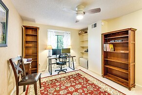 Boating, Pickleball & More: Condo Near Lake Keowee