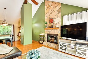 Boating, Pickleball & More: Condo Near Lake Keowee