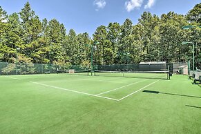 Boating, Pickleball & More: Condo Near Lake Keowee