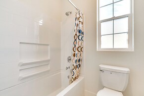 Pool Access: Spacious Tracy Home w/ Yard!